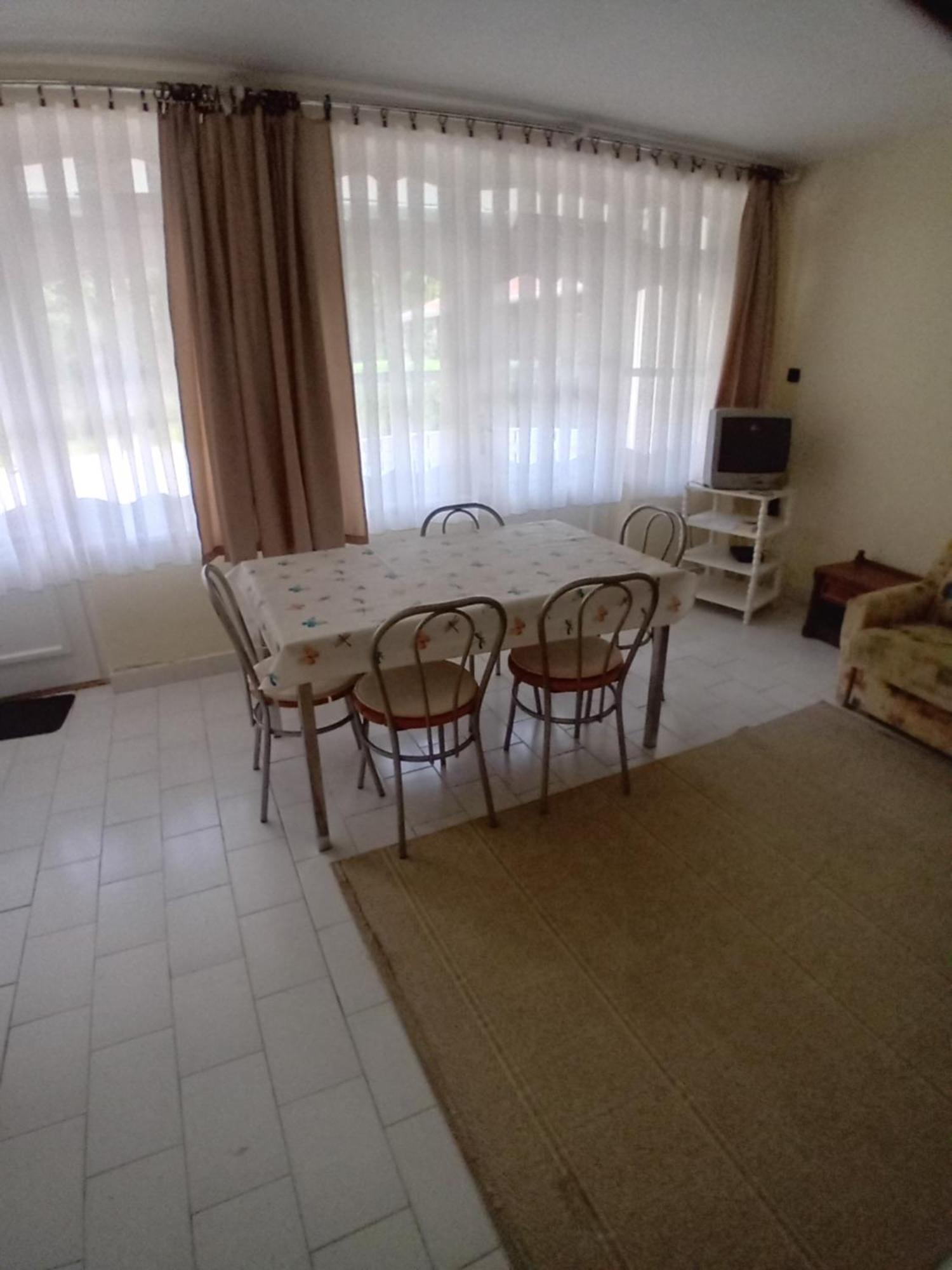 Bodahegyi Ut Apartman Zalakaros Exterior foto