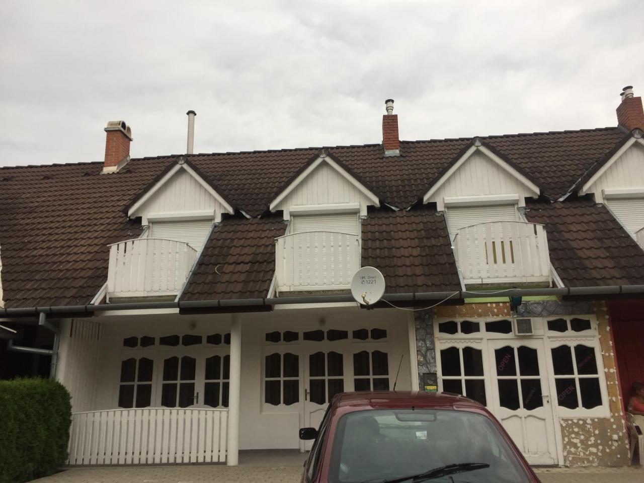 Bodahegyi Ut Apartman Zalakaros Exterior foto